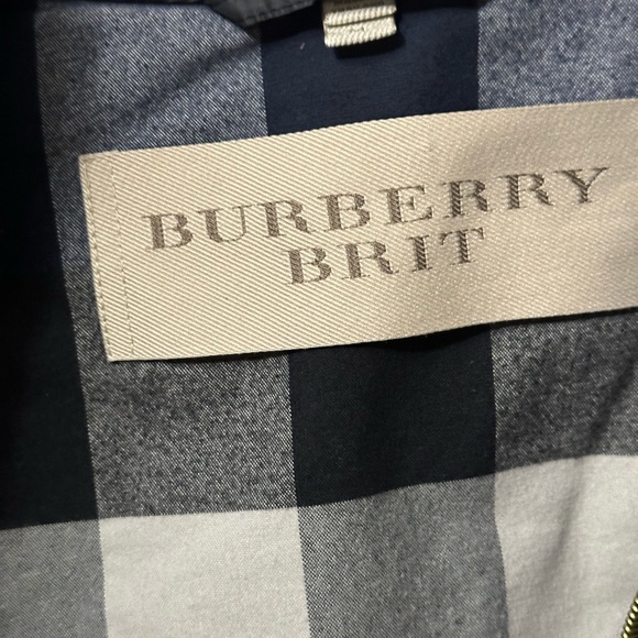 Burberry Brit Black and Gold Quilted Jacket with Hood - Picture 4 of 17